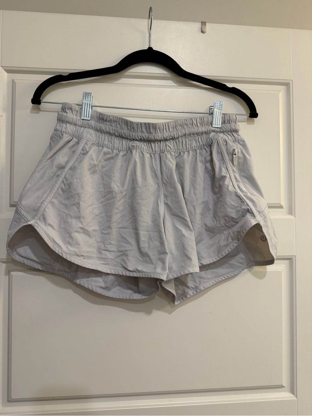 lululemo Light Gray Women's Athletic Shorts